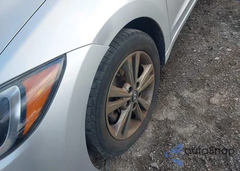 2018 Hyundai Elantra Value Edition из США, поврежденный, VIN 5NPD84LF8JH274200